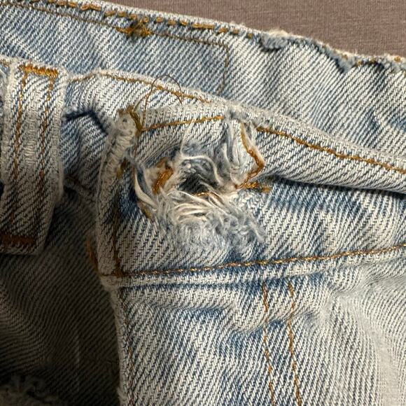Vtg distressed Levi orange tab shorts - Picture 6 of 6